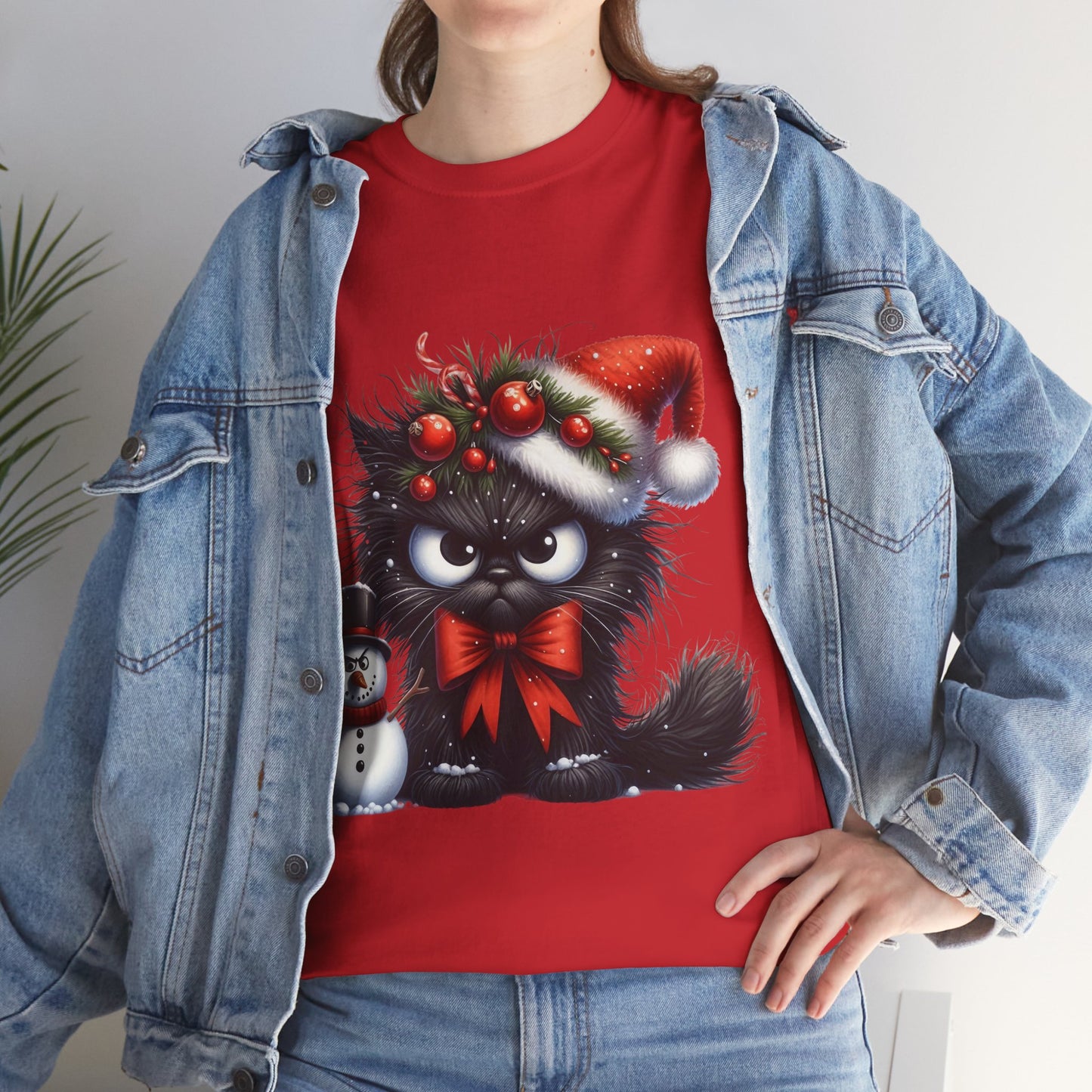 Angry Christmas cat - Unisex Heavy Cotton Tee