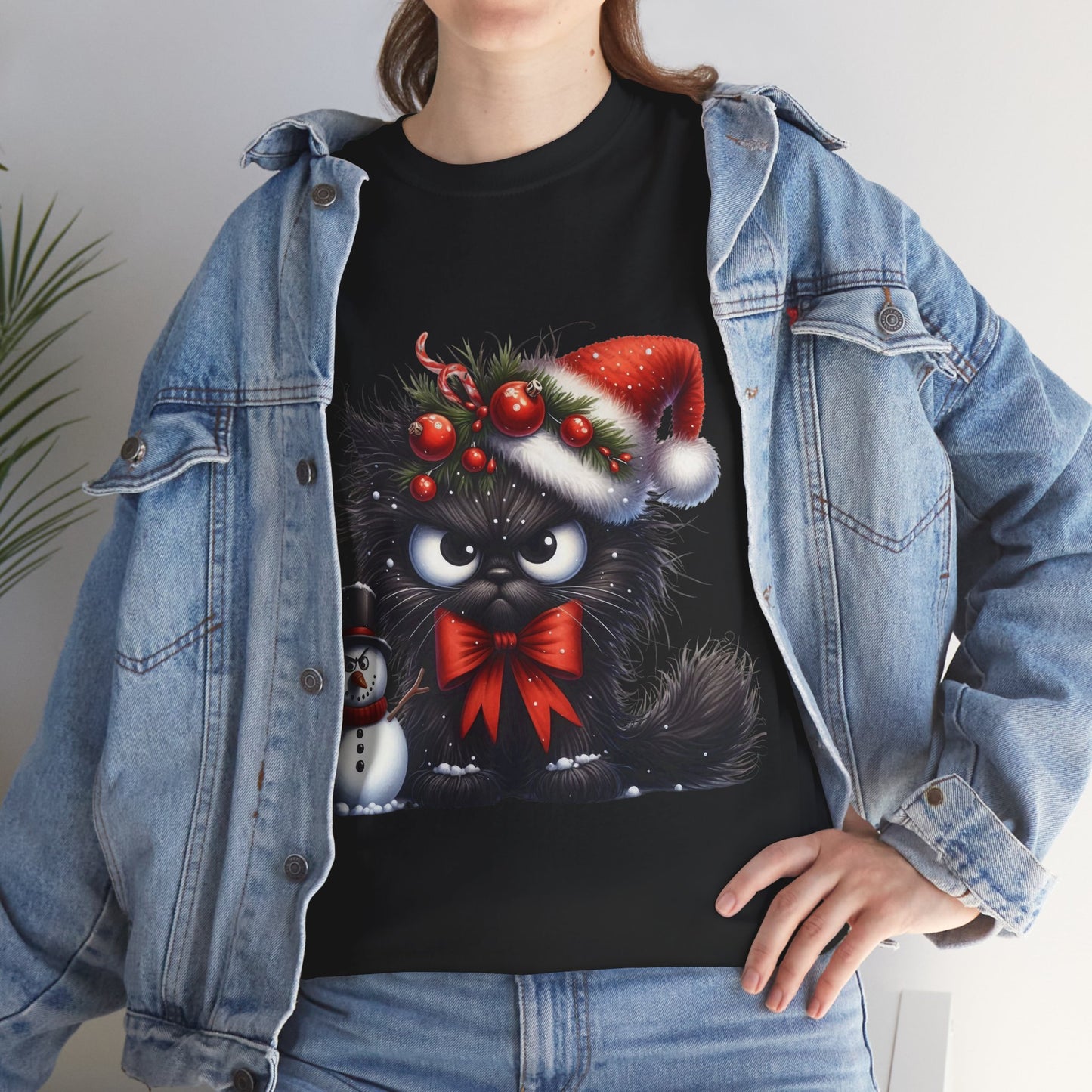 Angry Christmas cat - Unisex Heavy Cotton Tee